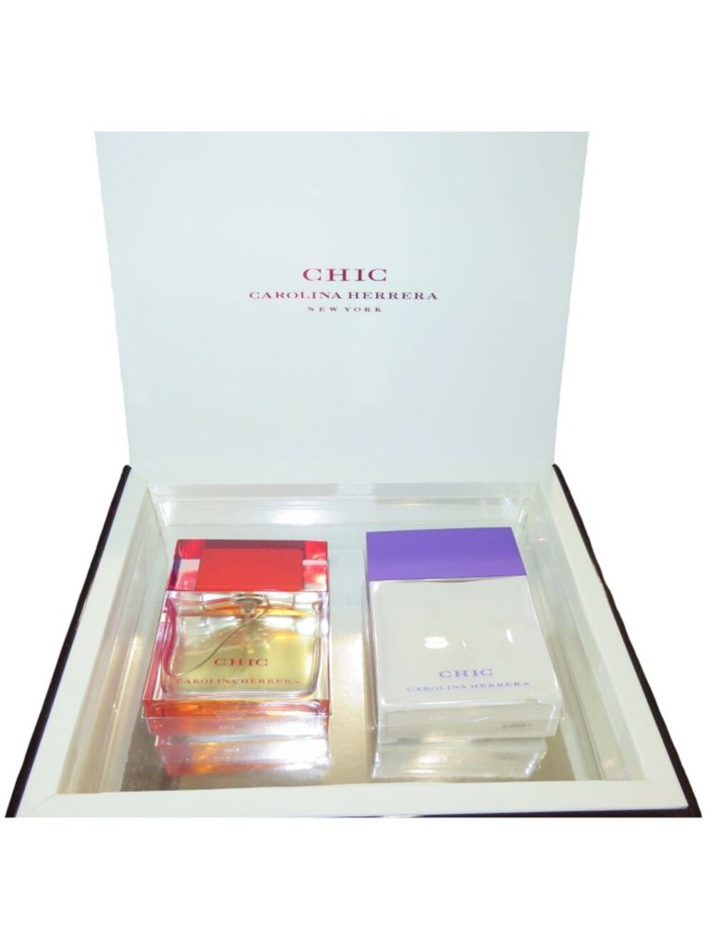 Carolina Herrera CHIC Gift Set EDP & Lotion FREESIA MUSK Rose Amber Mandarin